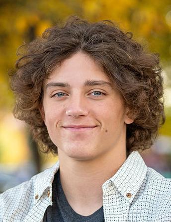Algona - male athlete - Cameren Rindone